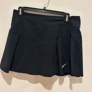Nike black tennis skirt with spandex